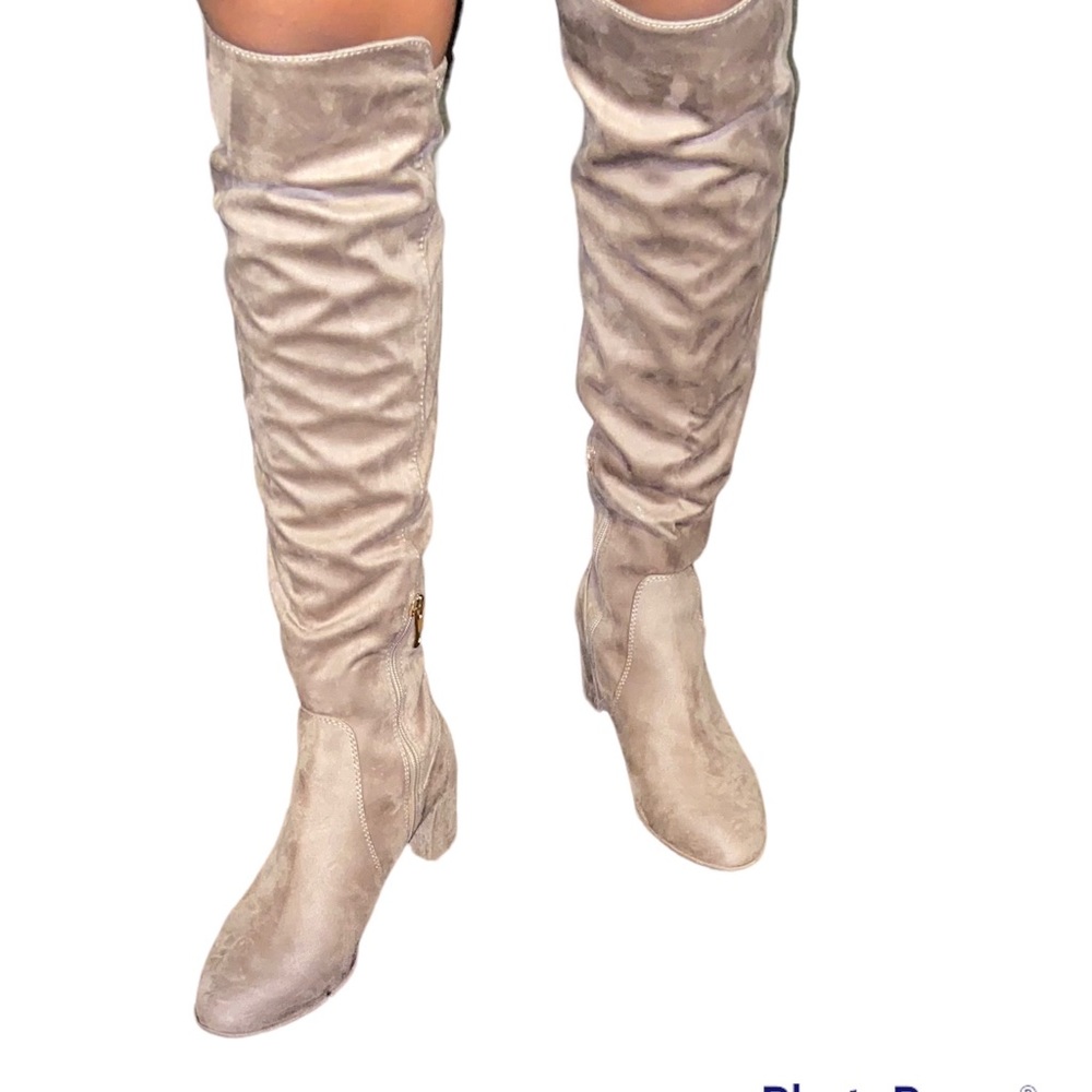 Andrew Geller Bronze Boot - 8.5 M - Picture 2 of 4